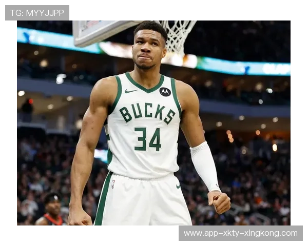 字母哥高空暴扣连取,雄鹿无限拉升士气