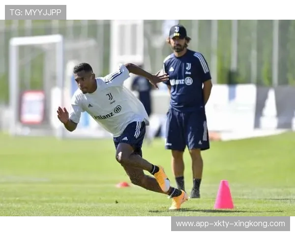 波尔图的边路配合连连制造机会，最终收获回报