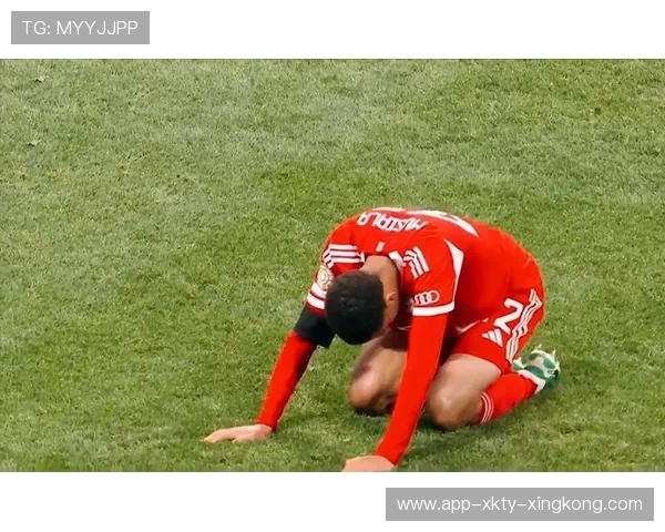 拜仁高位压迫：造成对手连续失误的战术解码